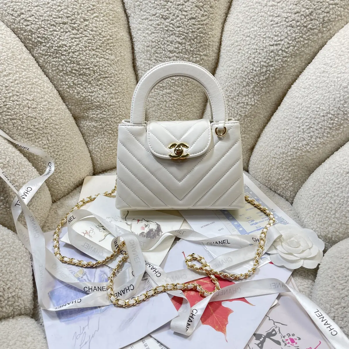 Chanel Style White Leather Top Handle Bag Lookbook Reference image 1