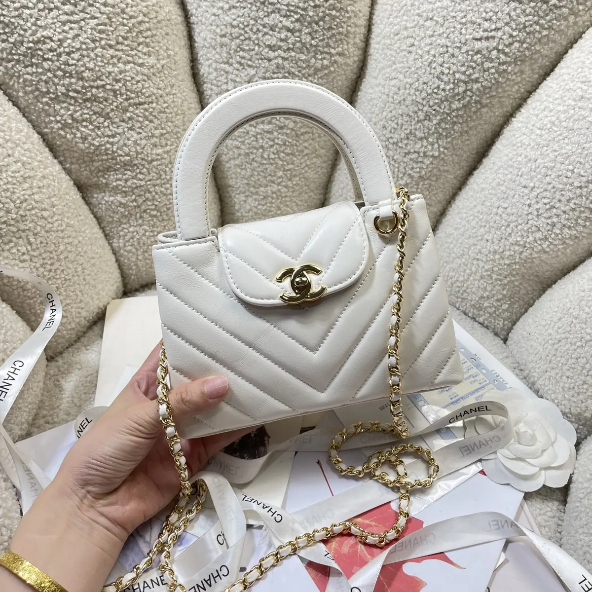 Chanel Style White Leather Top Handle Bag Lookbook Reference image 2