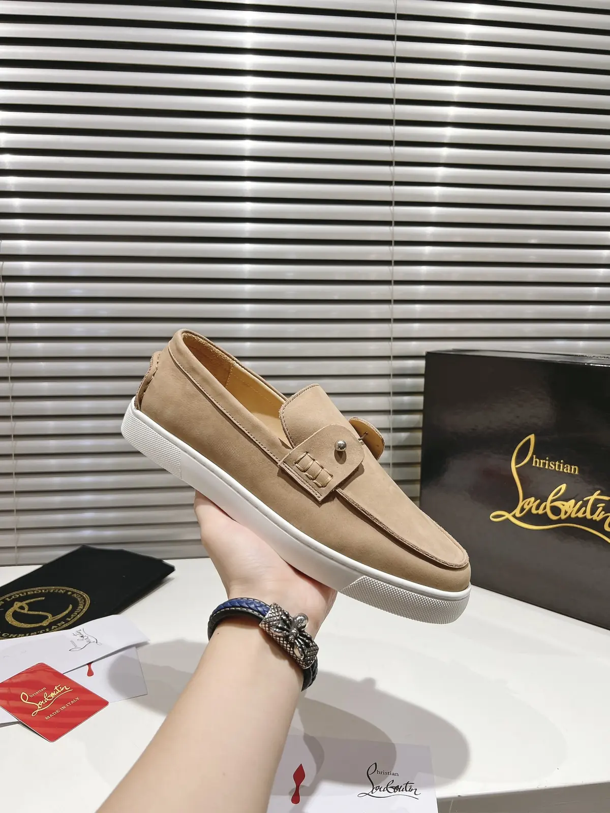 Christian Louboutin（cl男） Style Beige Leather Men's Shoes Lookbook Reference image 6
