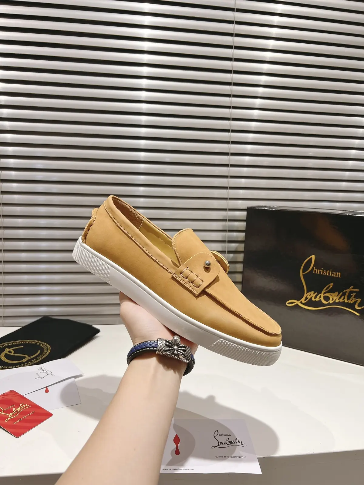Christian Louboutin（cl男） Style Beige Leather Men's Shoes Lookbook Reference image 6