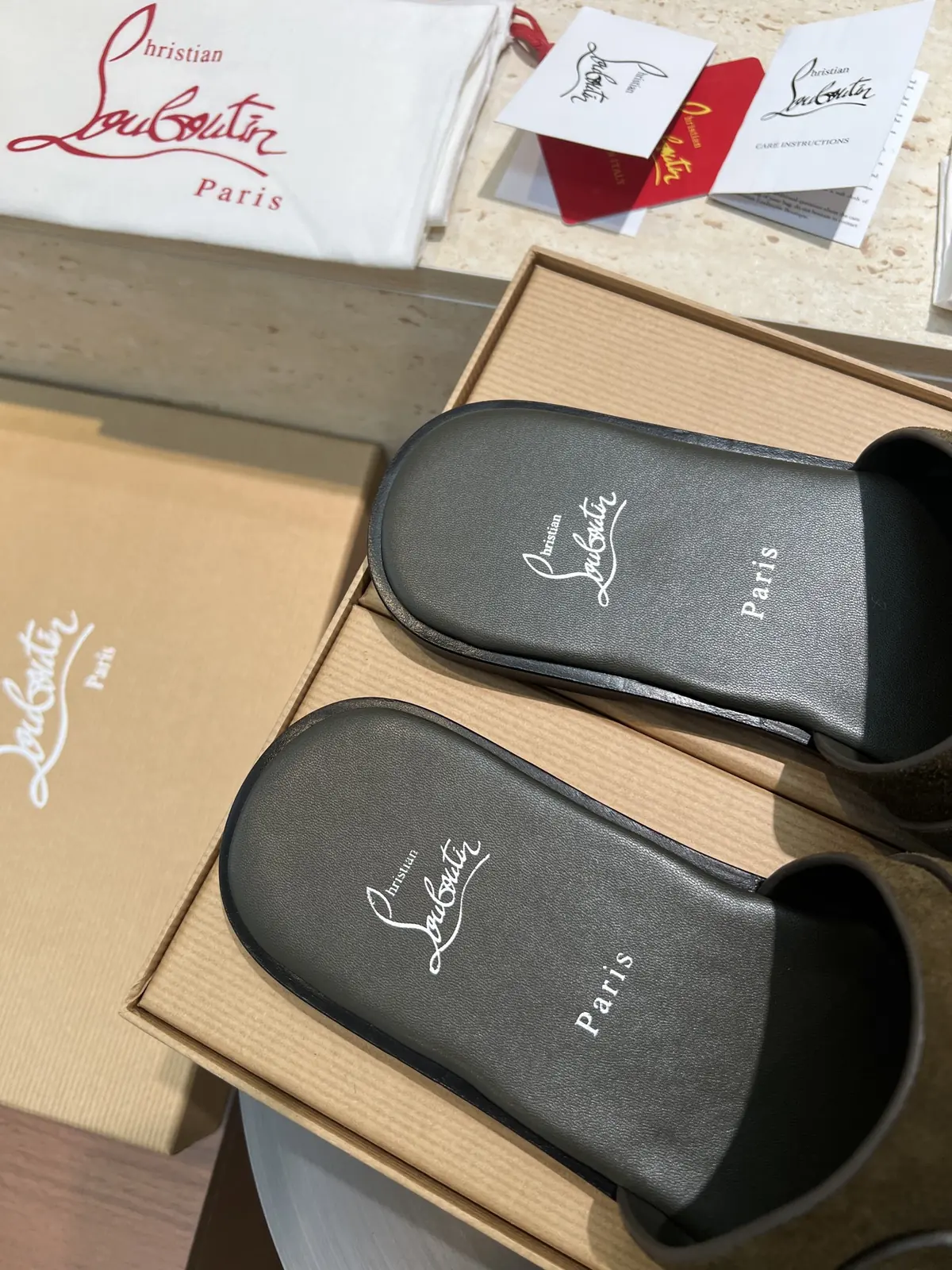Christian Louboutin（cl男） Style Leather Men's Shoes Lookbook Reference image 5