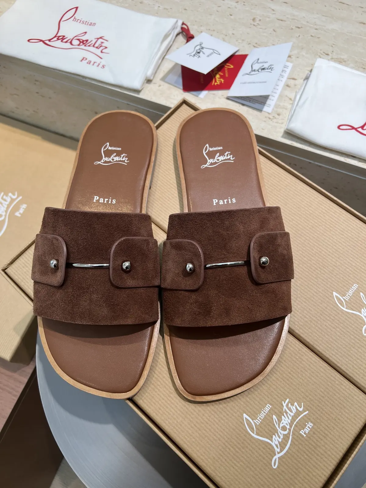 Christian Louboutin（cl男） Style Leather Men's Shoes Lookbook Reference image 1