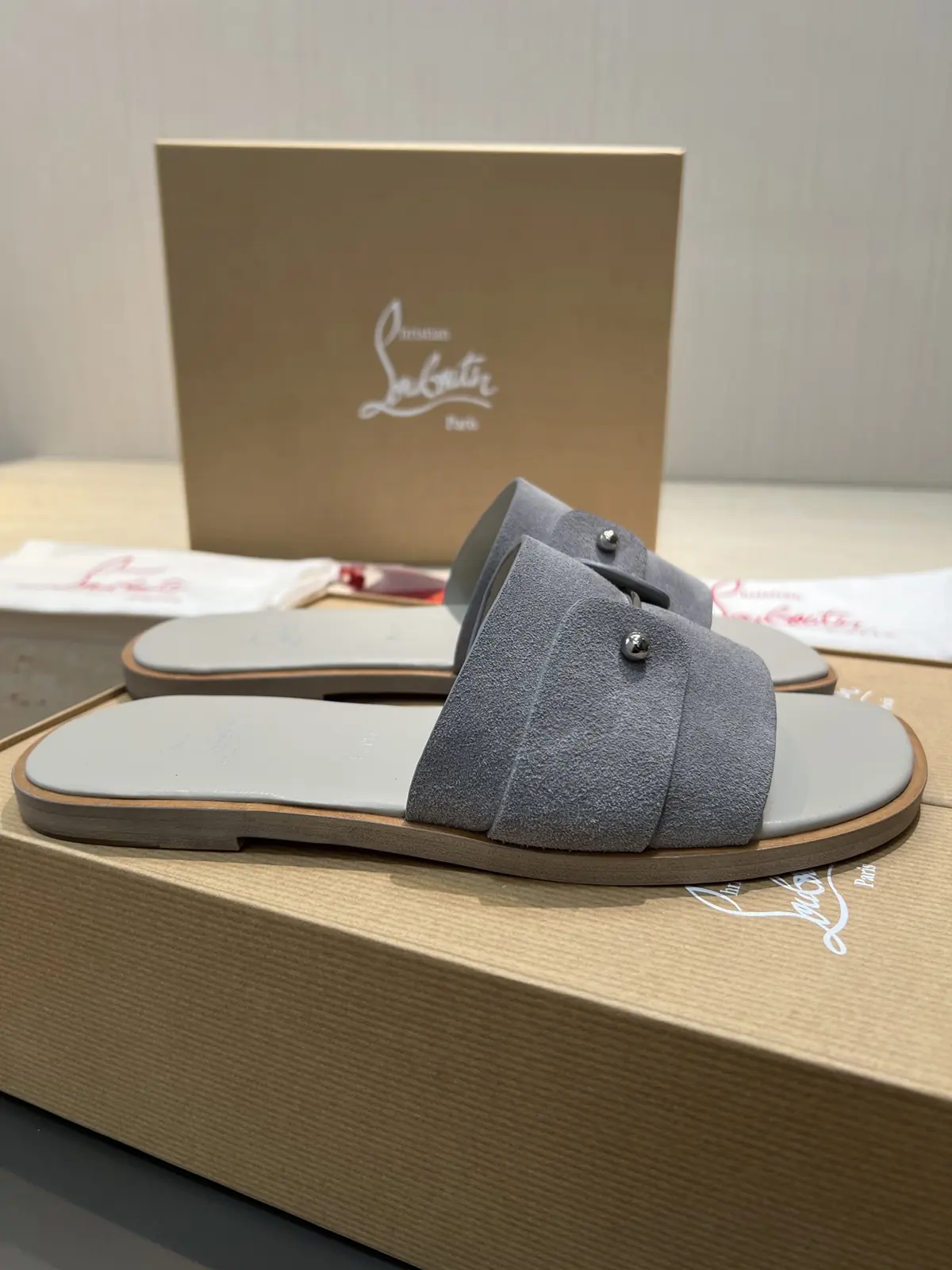 Christian Louboutin（cl男） Style Leather Men's Shoes Lookbook Reference image 2