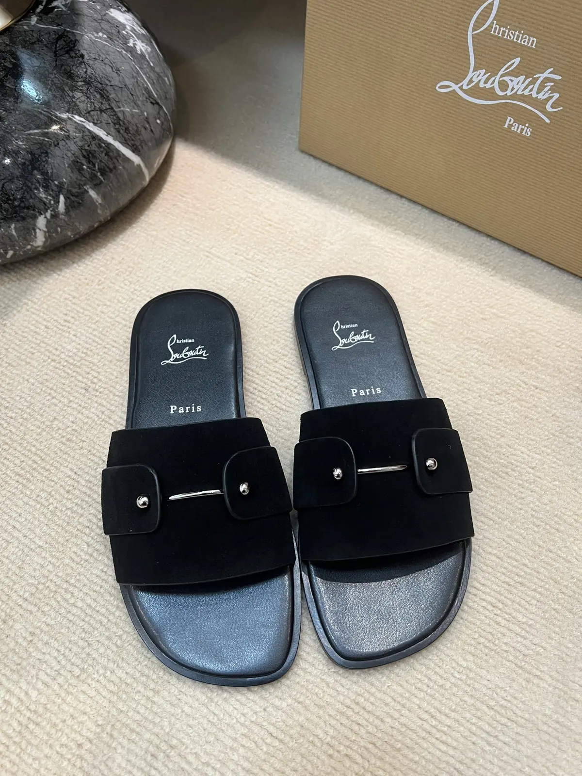 Christian Louboutin（cl男） Style Leather Men's Shoes Lookbook Reference image 5