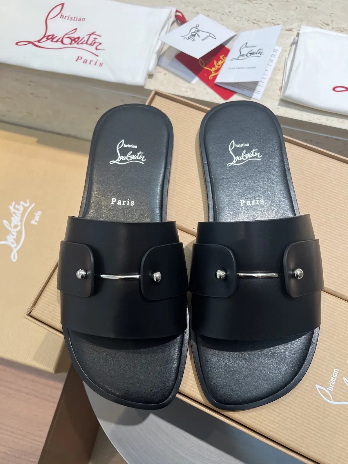 Christian Louboutin（cl男） Style Leather Men's Shoes Lookbook Reference image 1