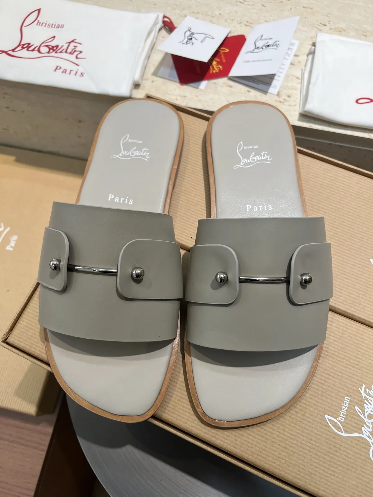 Christian Louboutin（cl男） Style Leather Men's Shoes Lookbook Reference image 1