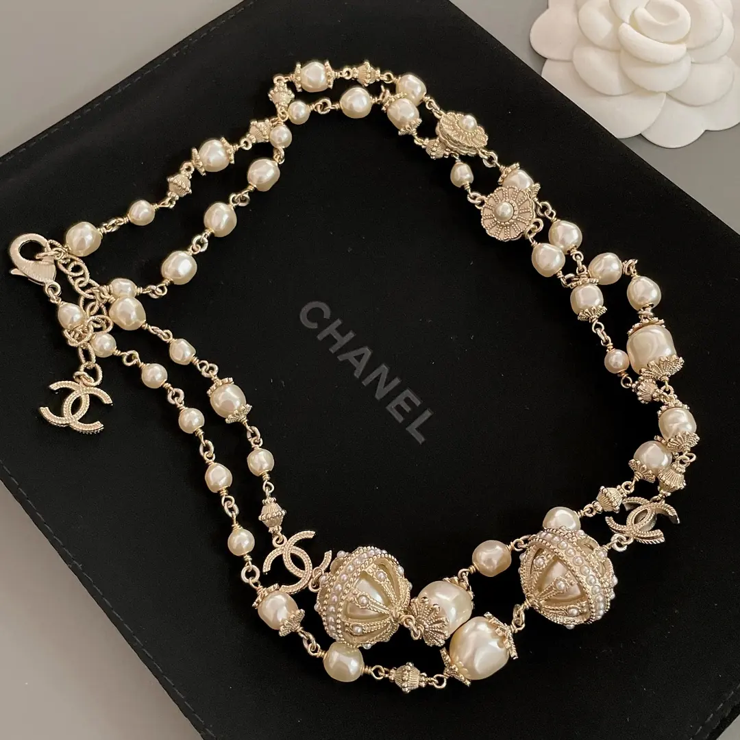 Designer Style Accessories Lookbook Reference image 2