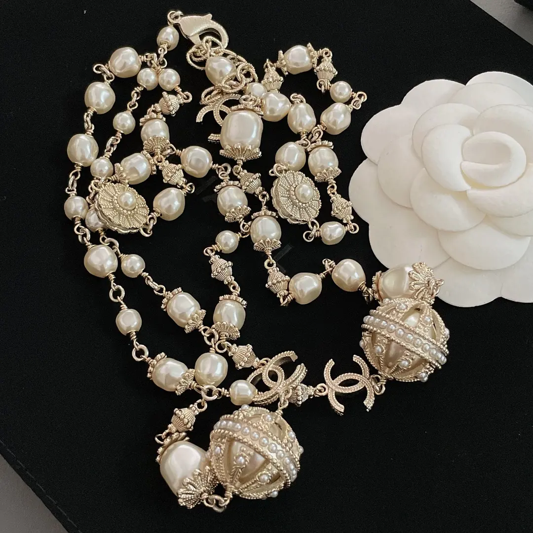 Designer Style Accessories Lookbook Reference image 3