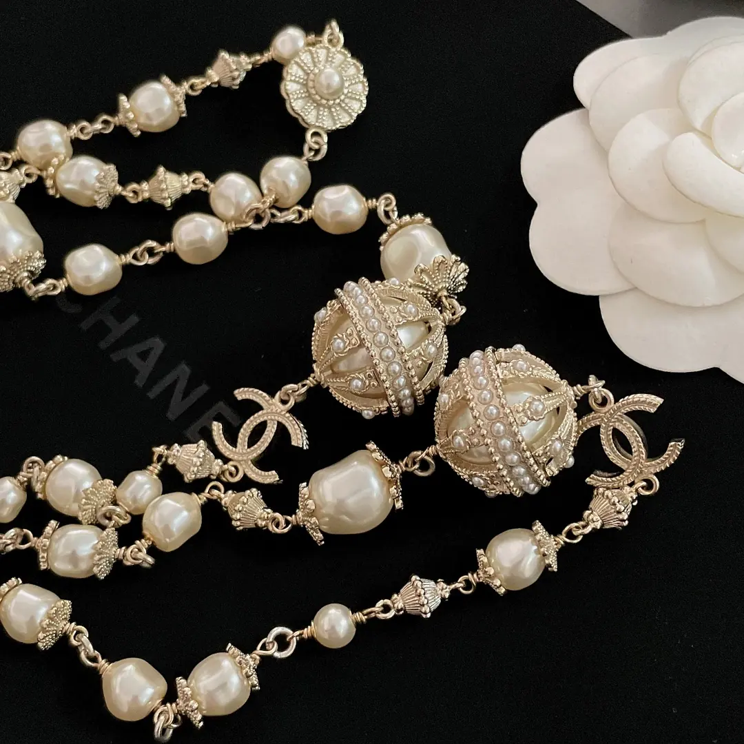 Designer Style Accessories Lookbook Reference image 4