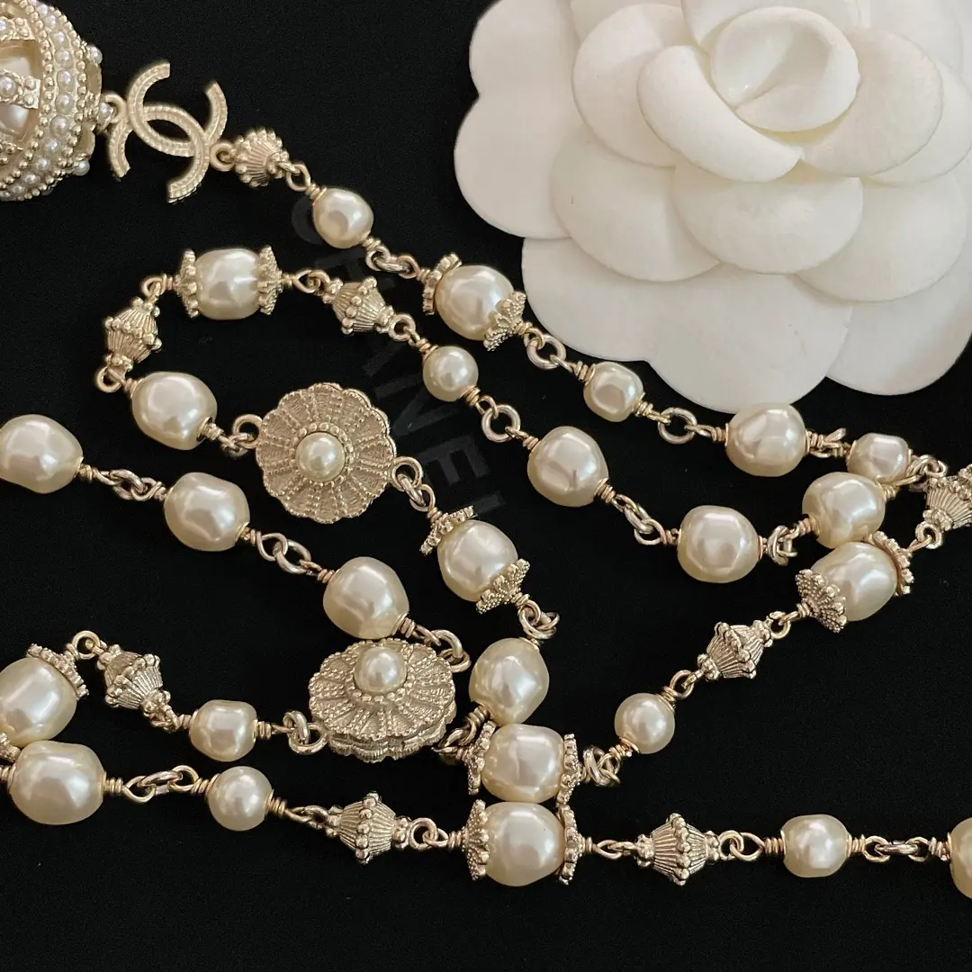Designer Style Accessories Lookbook Reference image 5