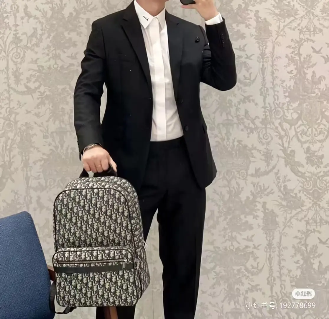 Dior Style Bag Lookbook Reference image 4