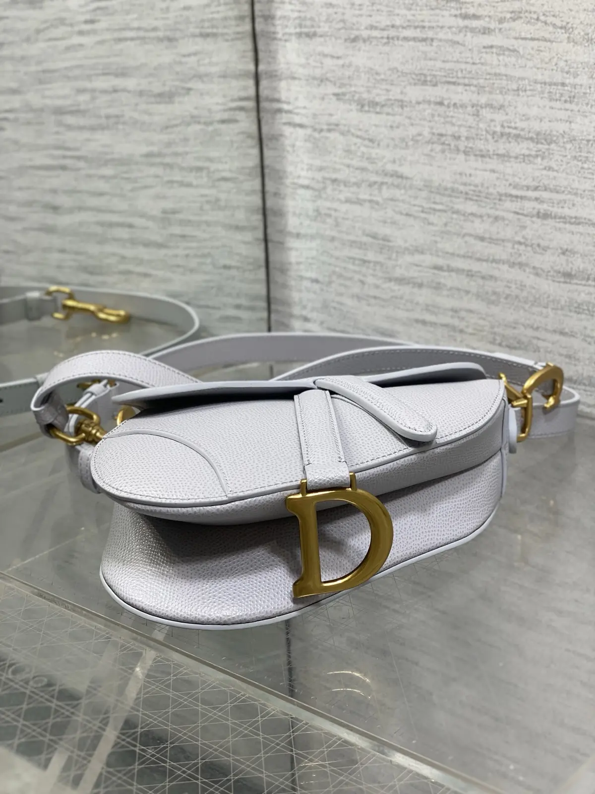 Dior Style Bag style reference detail image 7 from source 787500