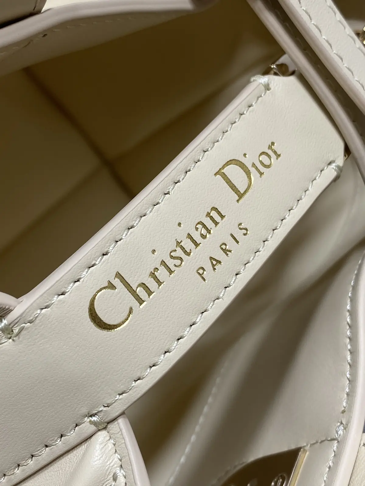 Dior Style Beige Bag Lookbook Reference image 5
