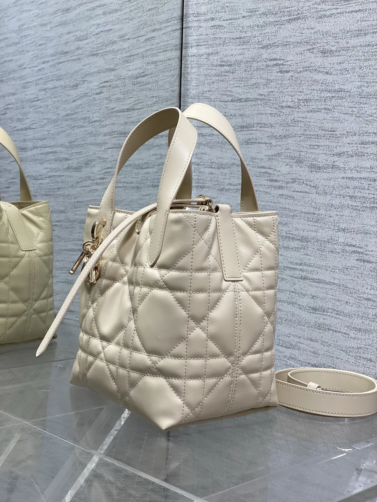 Dior Style Beige Bag Lookbook Reference image 6