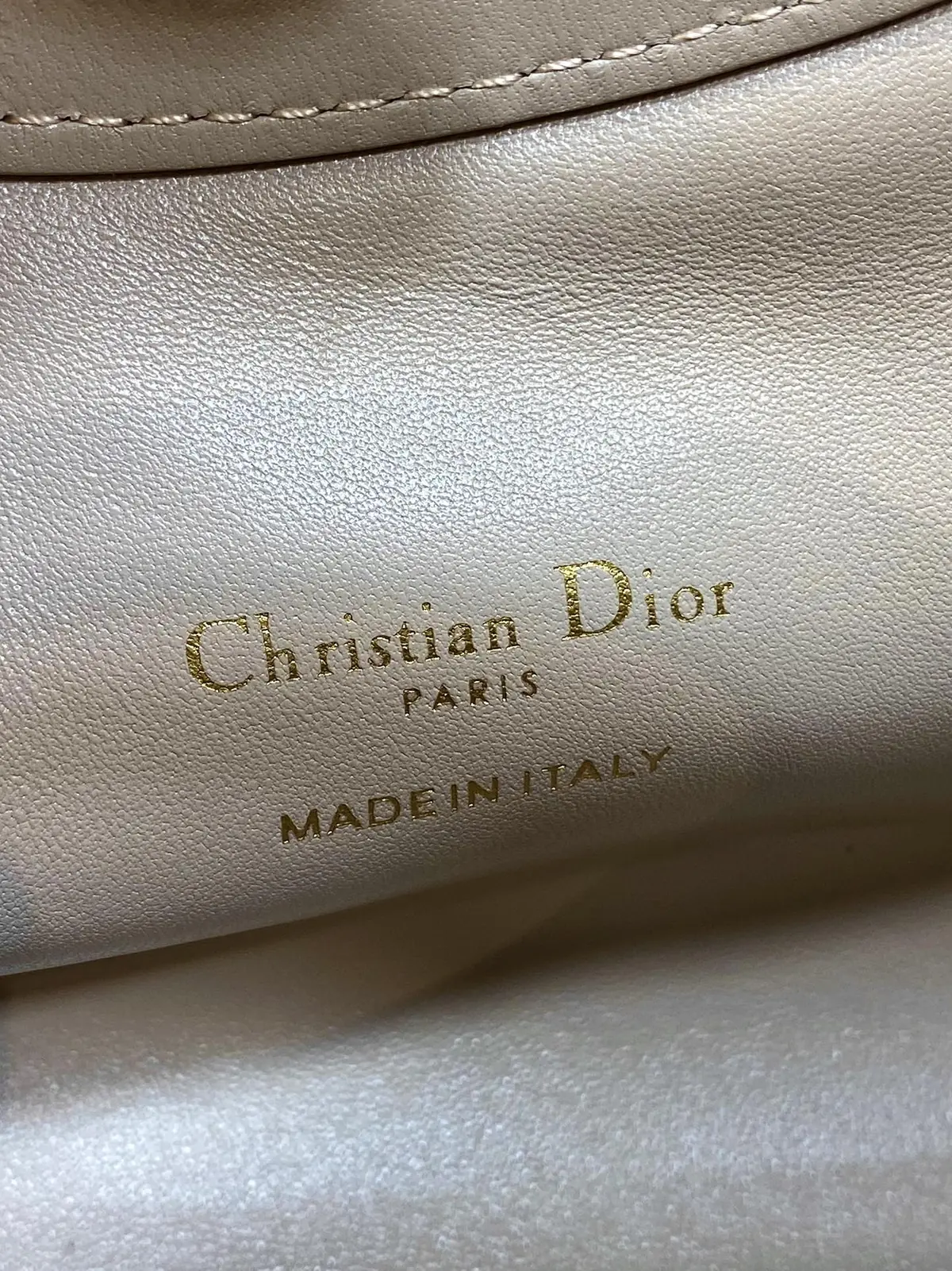 Dior Style Beige Chain Bag Bags Chain Bag detail image 9 from source 741888