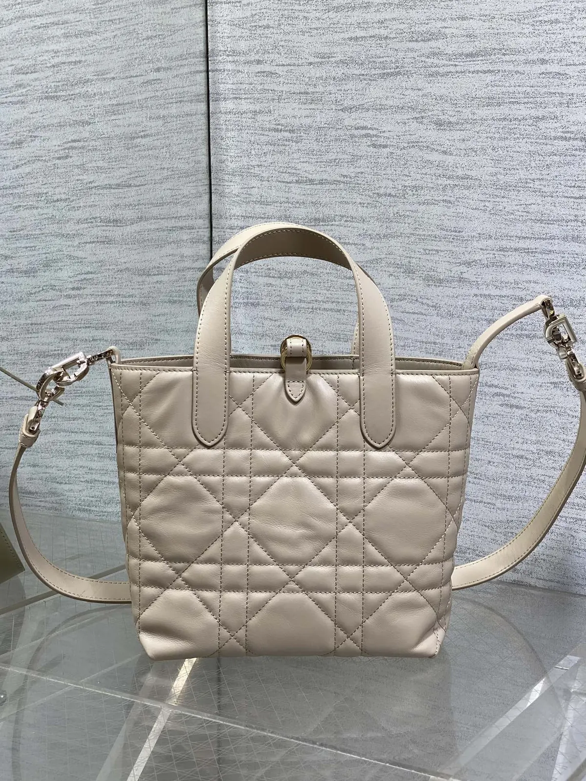 Dior Style Beige Leather Bag Bags Bag detail image 4 from source 741851