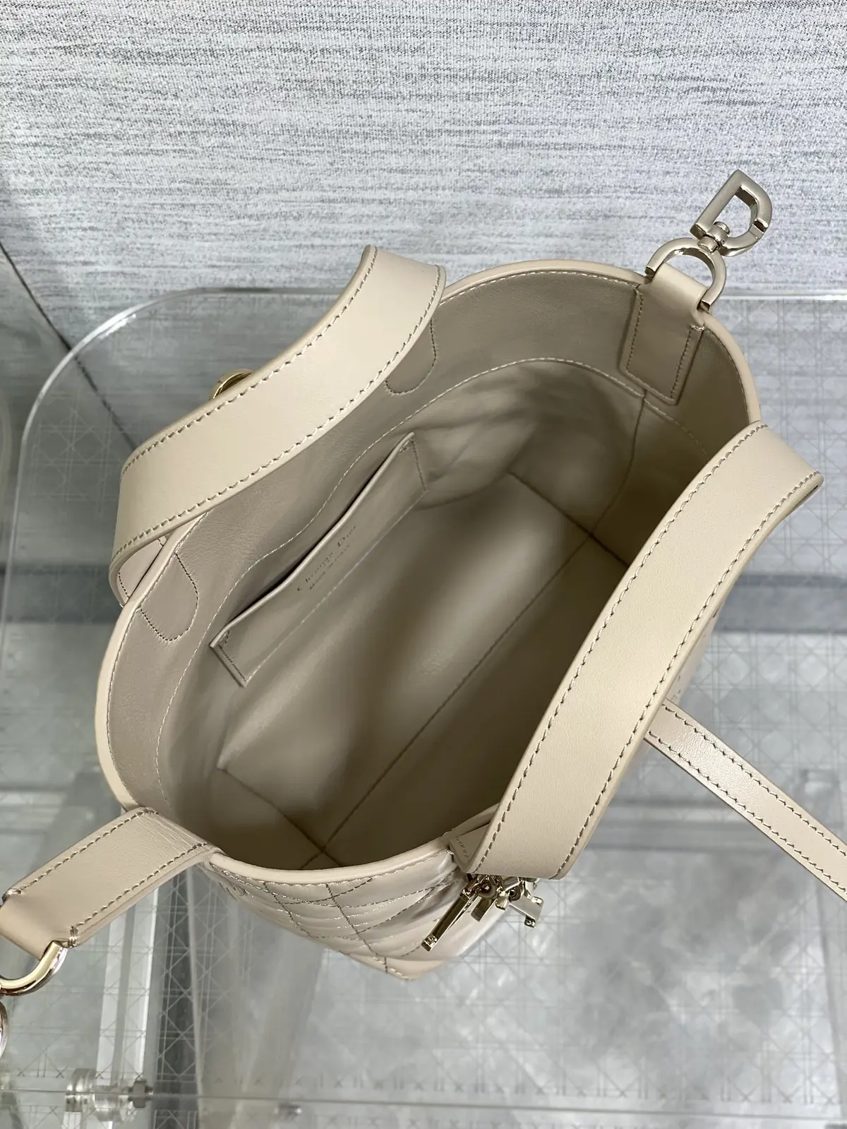 Dior Style Beige Leather Bag Bags Bag detail image 8 from source 741851