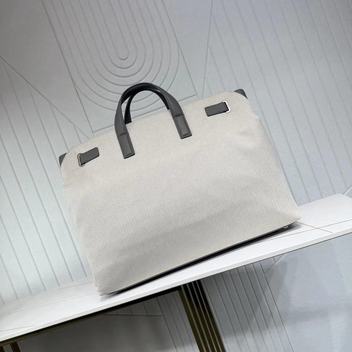 Dior Style Beige Leather Top Handle Bag Lookbook Reference image 3