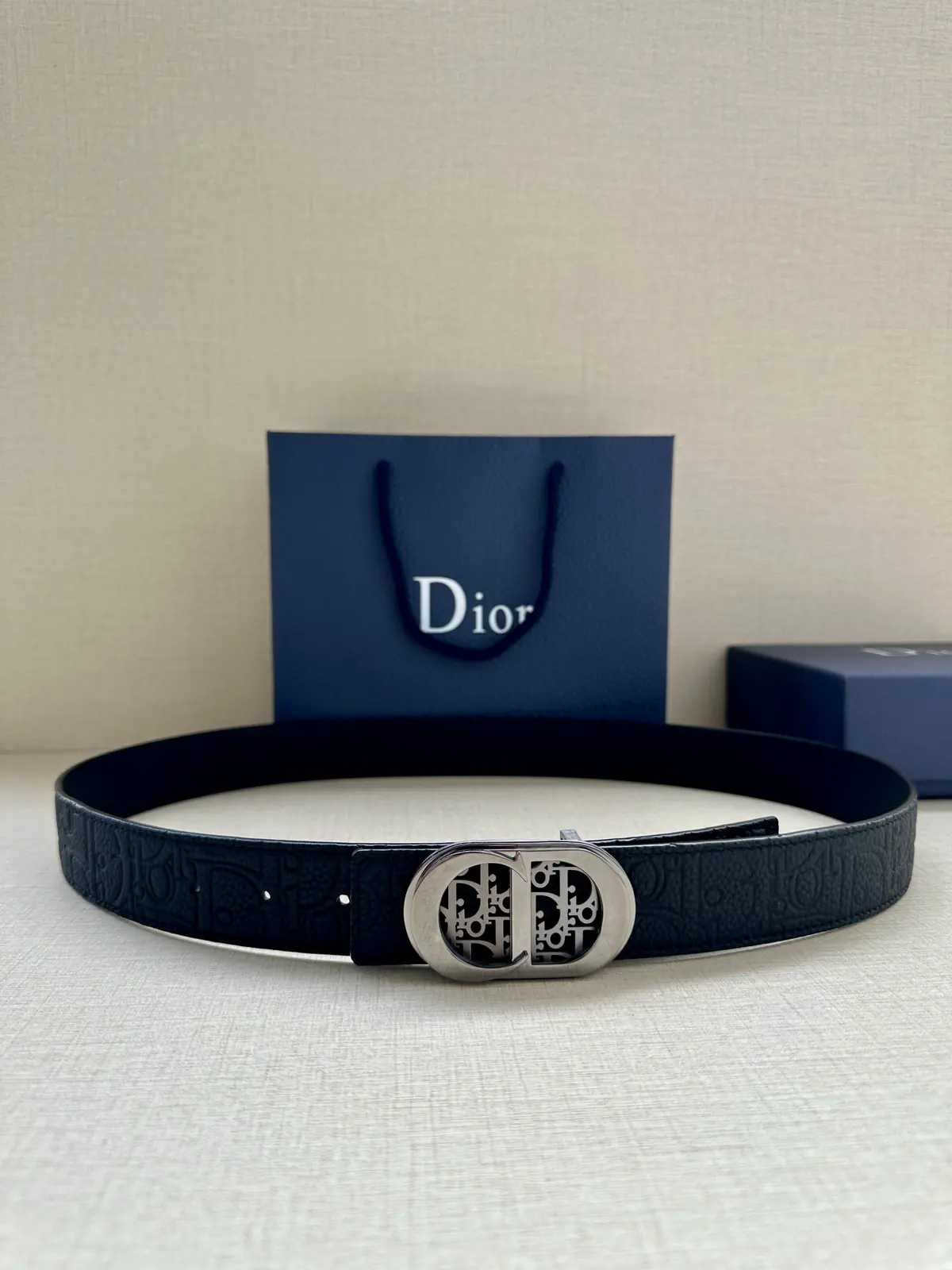 Dior Style Beige Men's Belt Lookbook Reference image 1