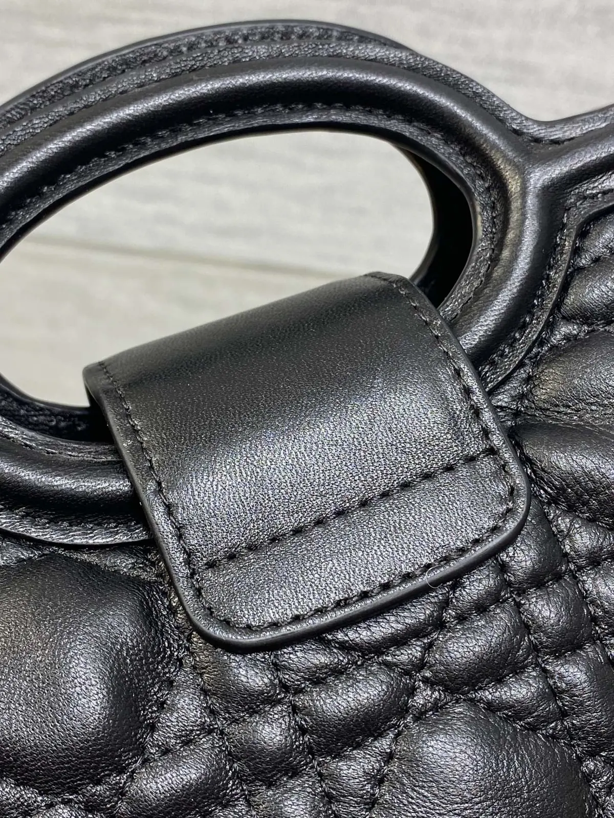 Dior Style Black Chain Bag Bags Chain Bag detail image 4 from source 741885