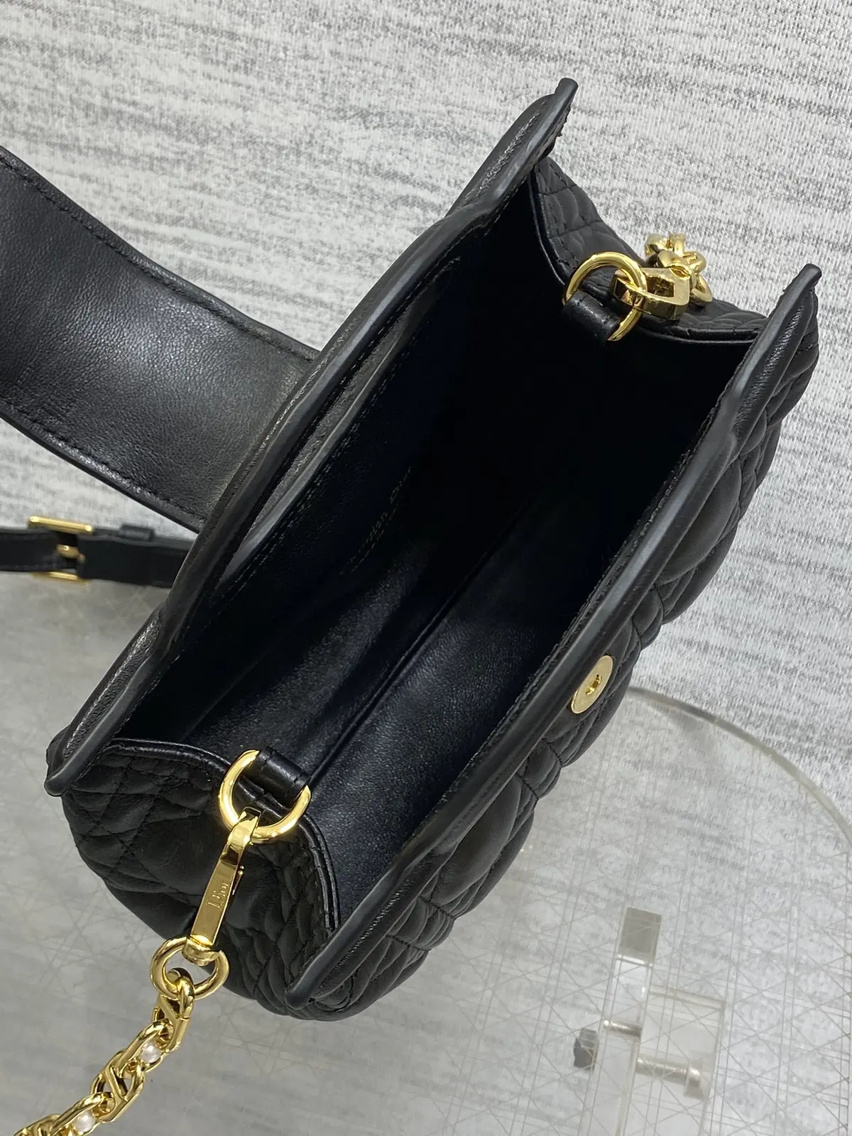 Dior Style Black Chain Bag Bags Chain Bag detail image 8 from source 741885