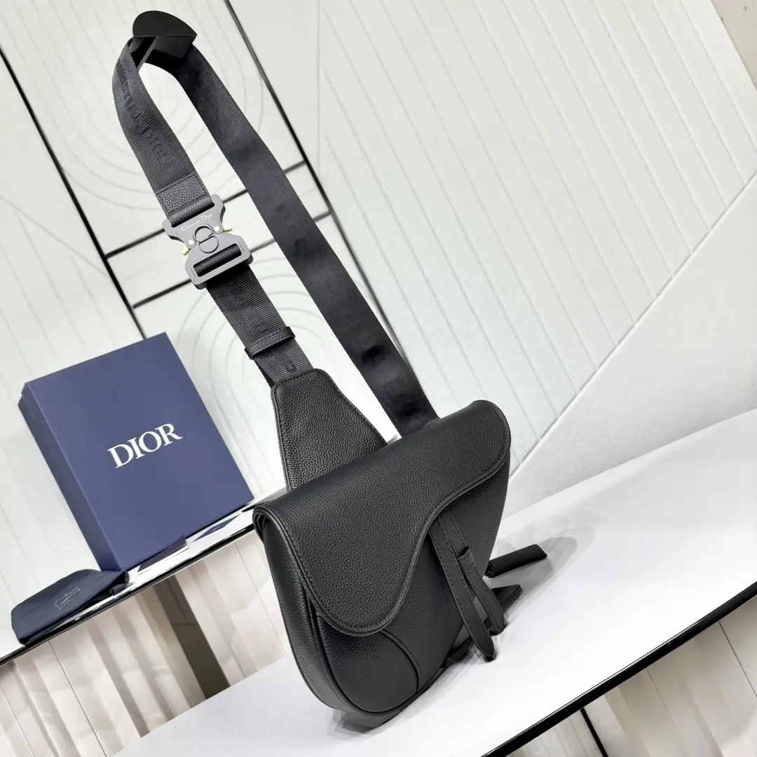 Dior Style Black Leather Crossbody Bag Lookbook Reference image 2