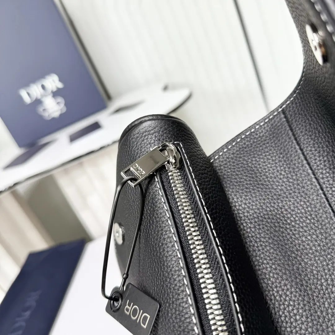 Dior Style Black Leather Crossbody Bag Lookbook Reference image 6