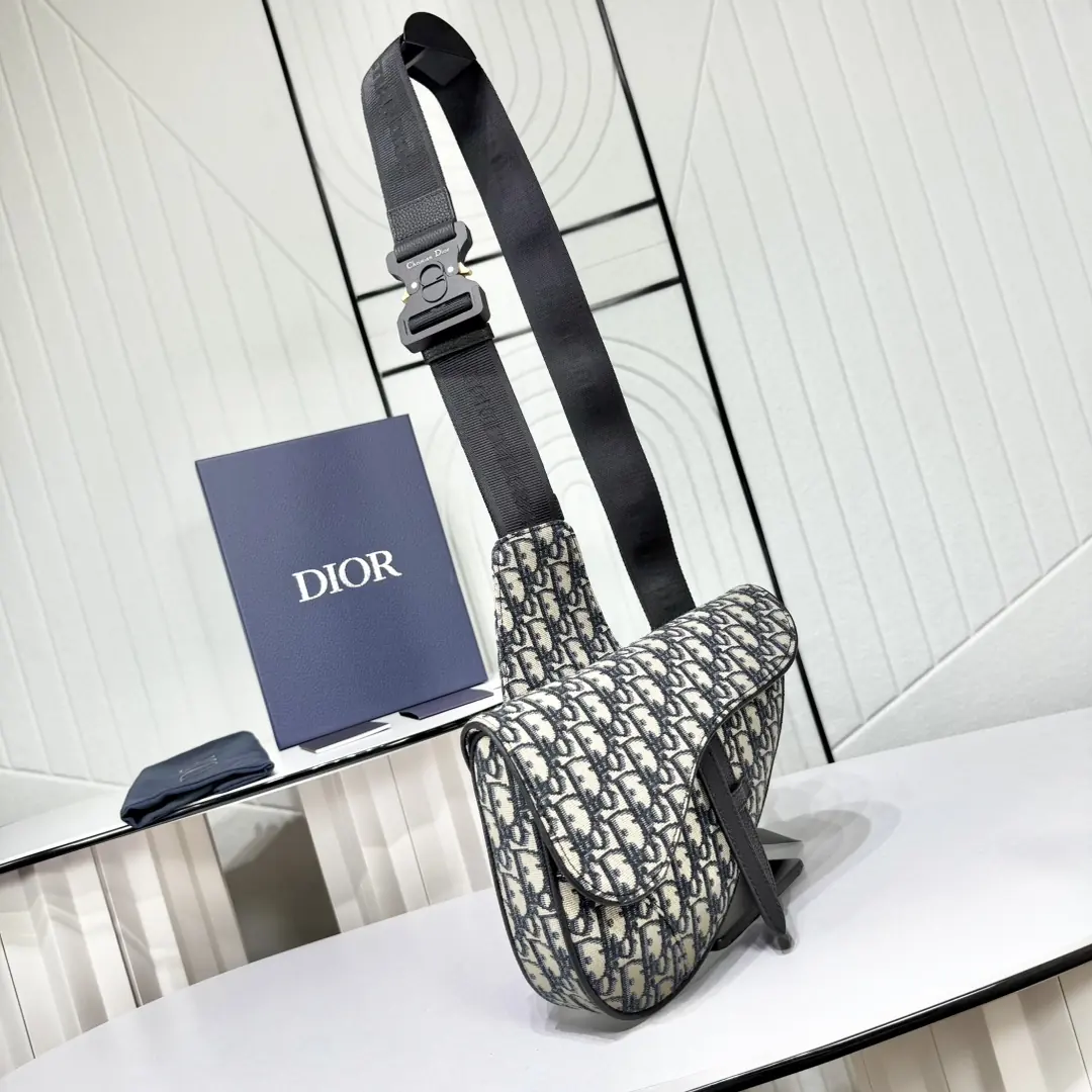 Dior Style Black Leather Crossbody Bag Lookbook Reference image 2