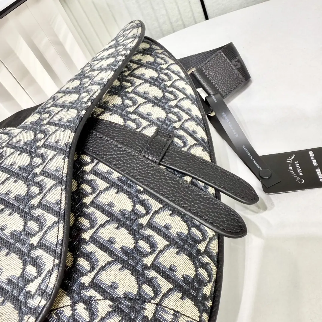 Dior Style Black Leather Crossbody Bag Lookbook Reference image 6