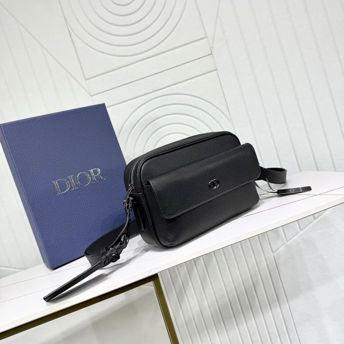 Dior Style Black Leather Crossbody Bag Lookbook Reference image 2