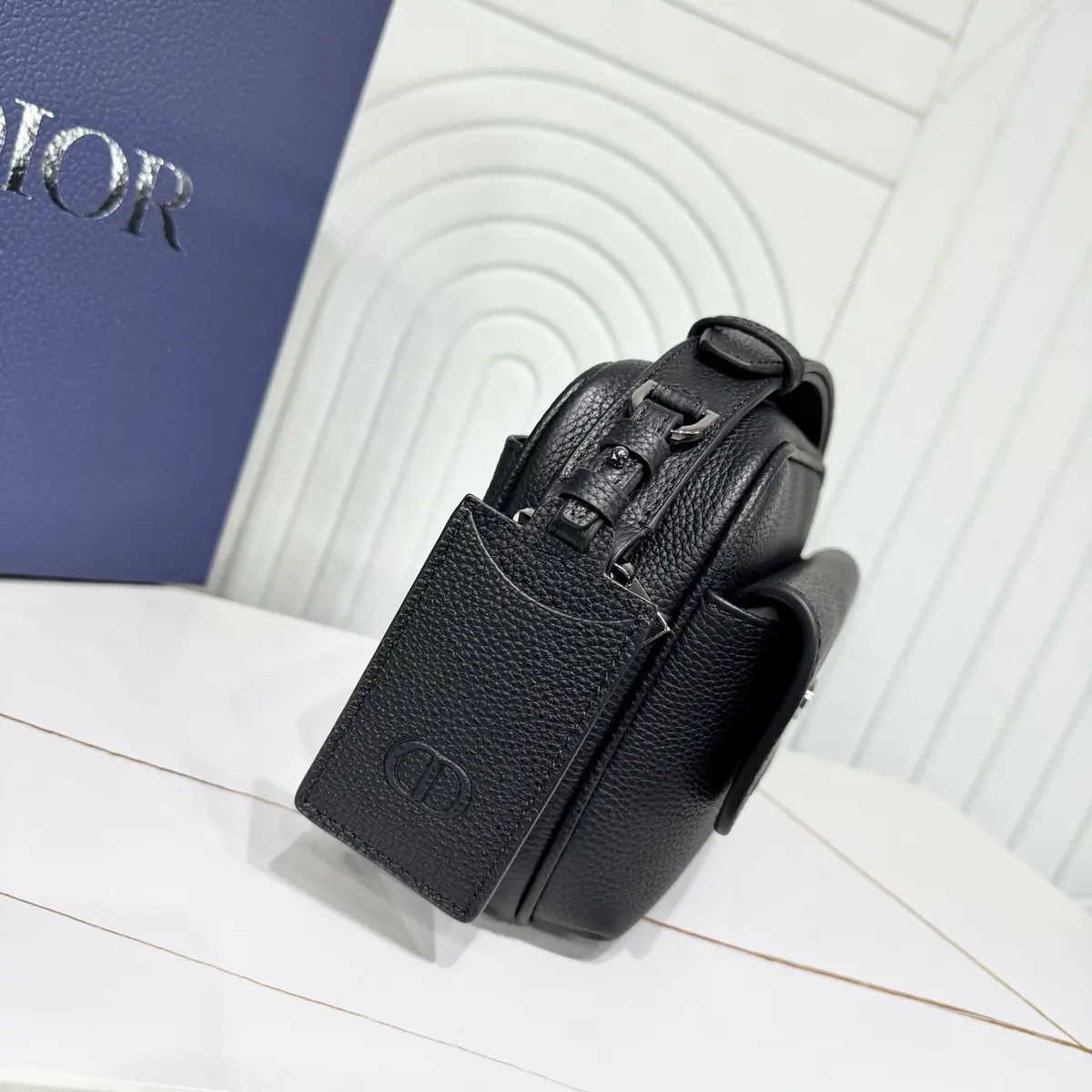 Dior Style Black Leather Crossbody Bag Lookbook Reference image 4