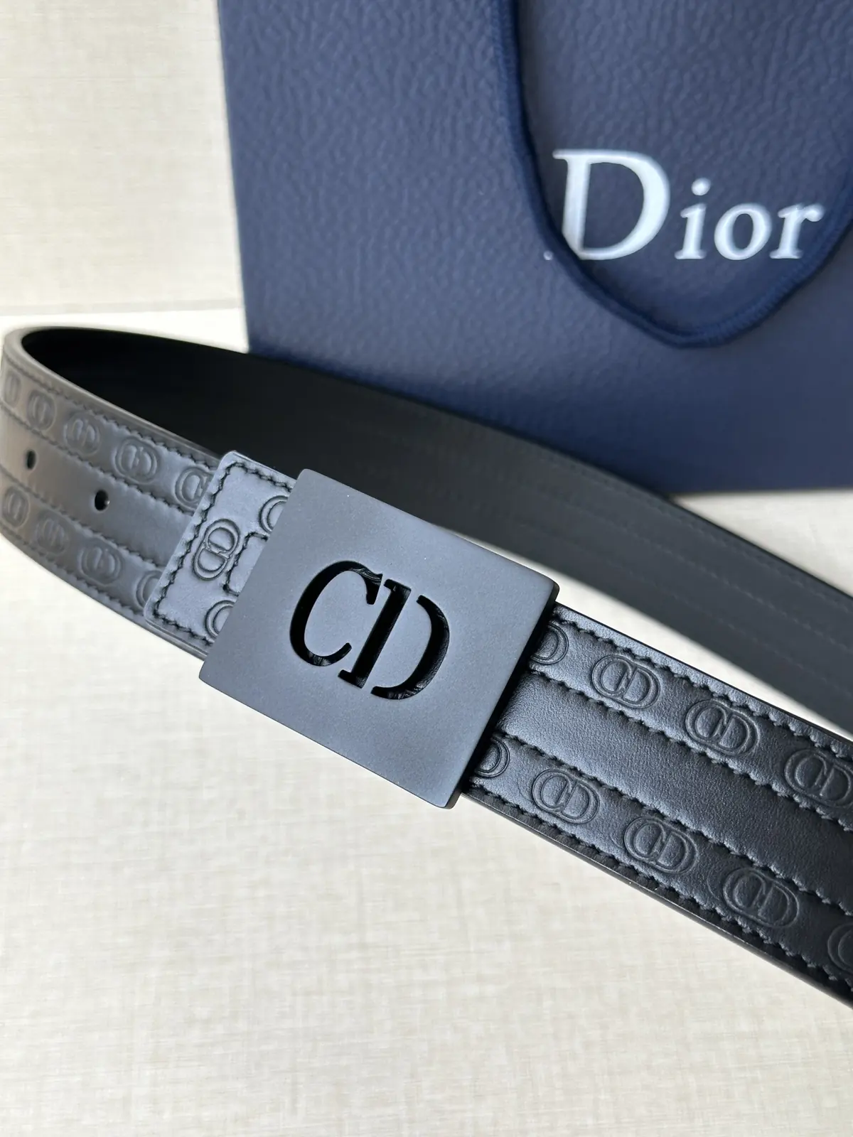 Dior Style Black Leather Men's Belts Lookbook Reference image 2