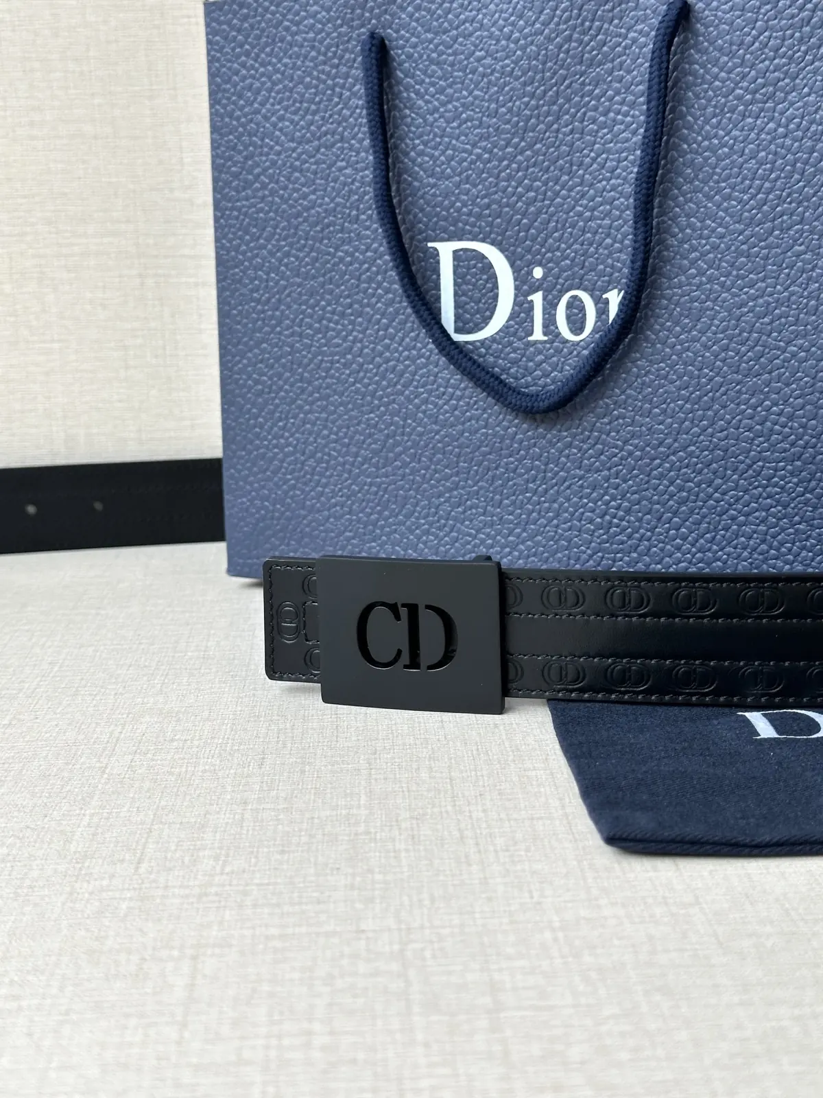Dior Style Black Leather Men's Belts Lookbook Reference image 6