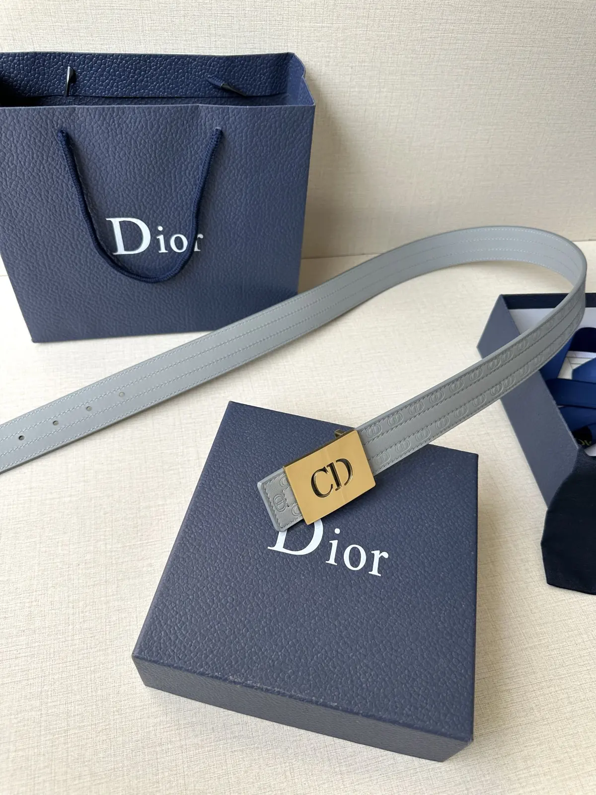 Dior Style Black Leather Men's Belts Lookbook Reference image 4