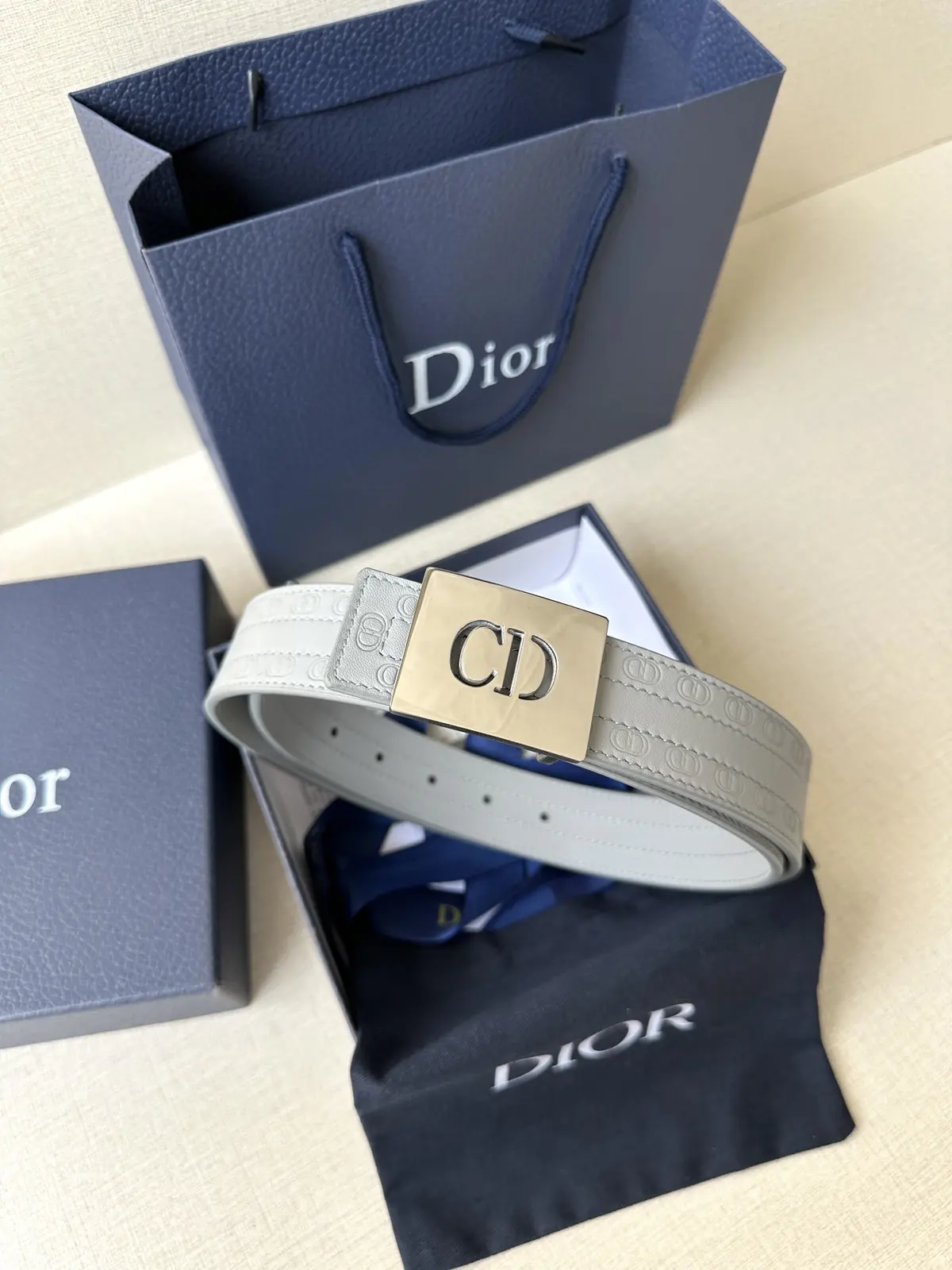 Dior Style Black Leather Men's Belts Lookbook Reference image 6