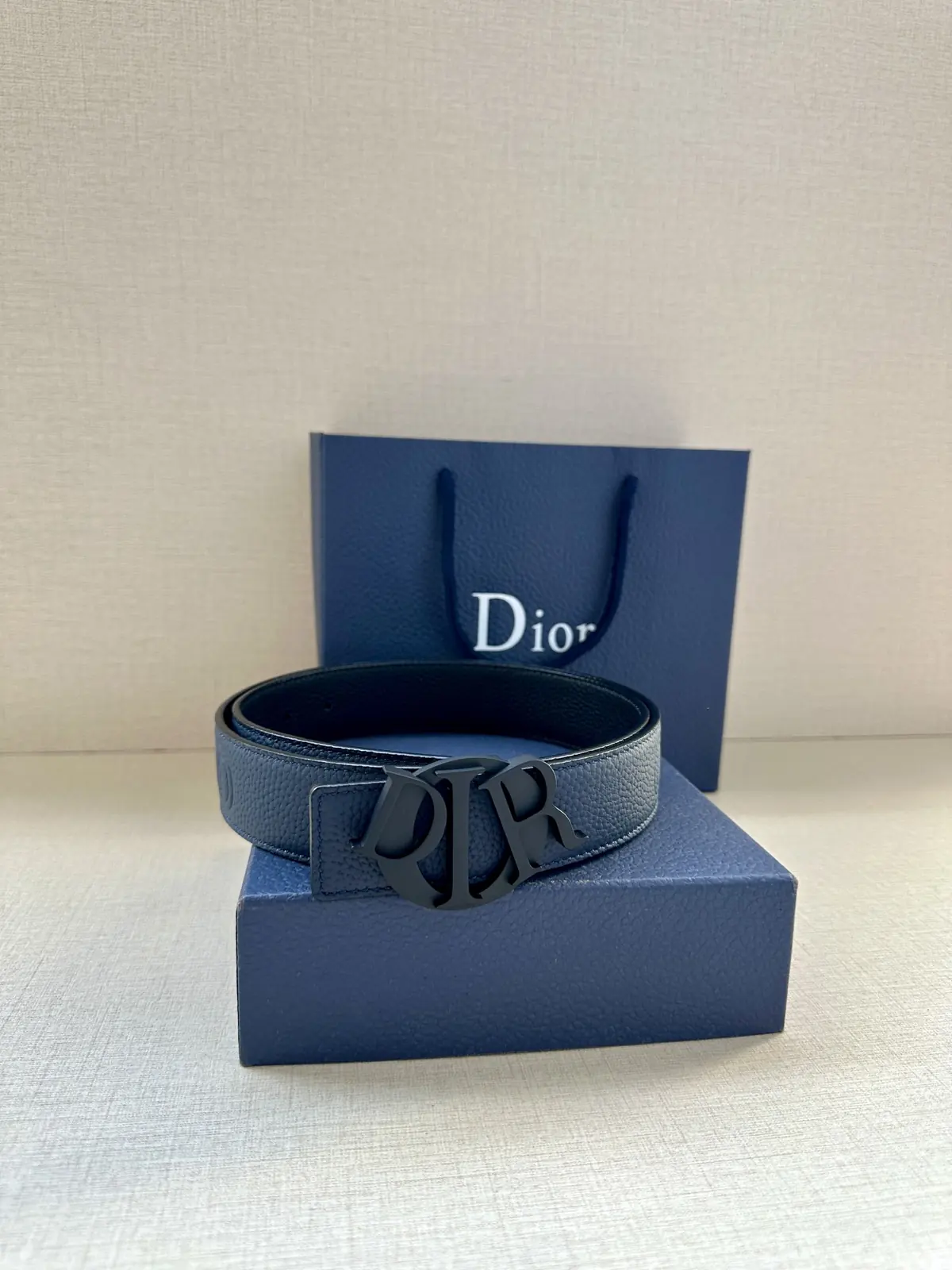 Dior Style Black Leather Men's Belts Lookbook Reference image 3