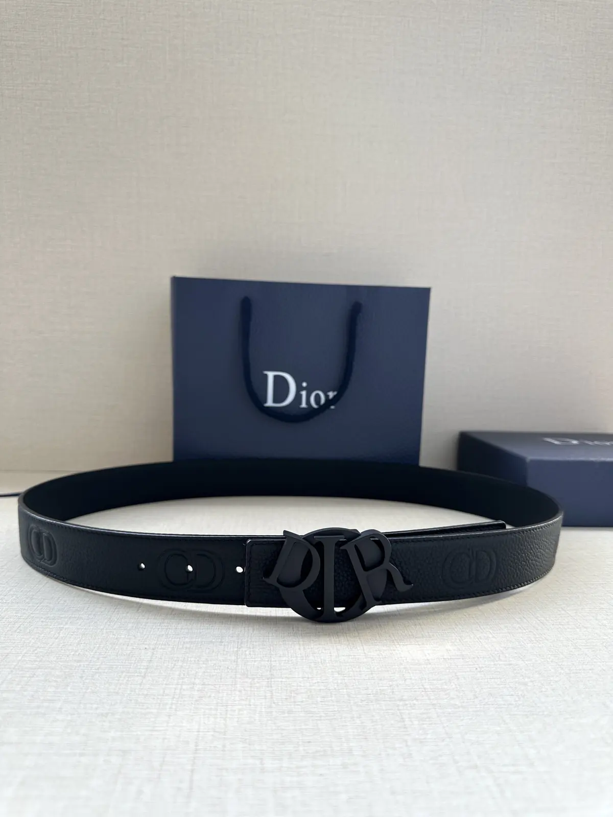 Dior Style Black Leather Men's Belts Lookbook Reference image 1