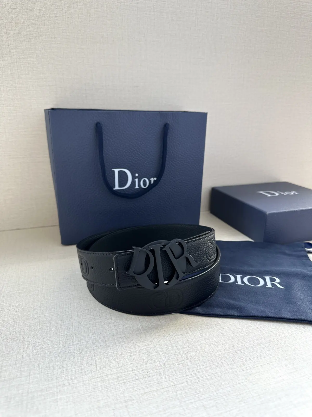 Dior Style Black Leather Men's Belts Lookbook Reference image 5