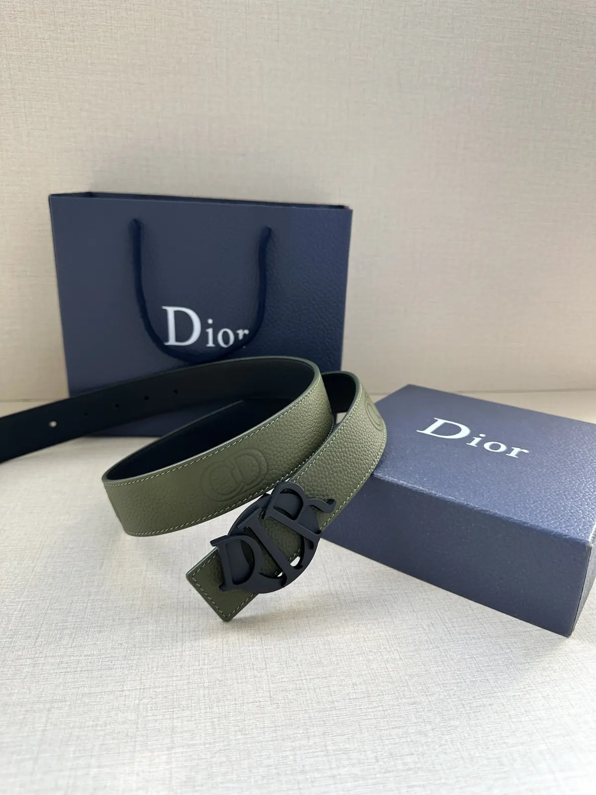 Dior Style Black Leather Men's Belts Lookbook Reference image 5