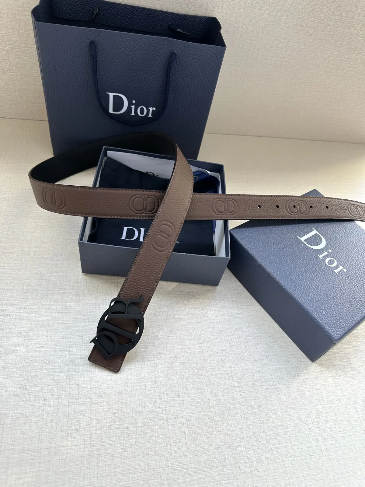 Dior Style Black Leather Men's Belts Lookbook Reference image 4