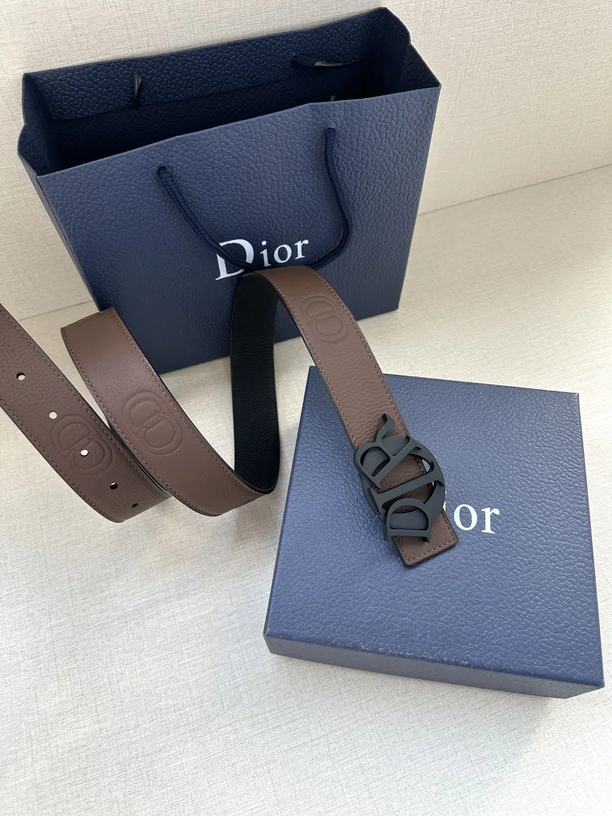Dior Style Black Leather Men's Belts Lookbook Reference image 6