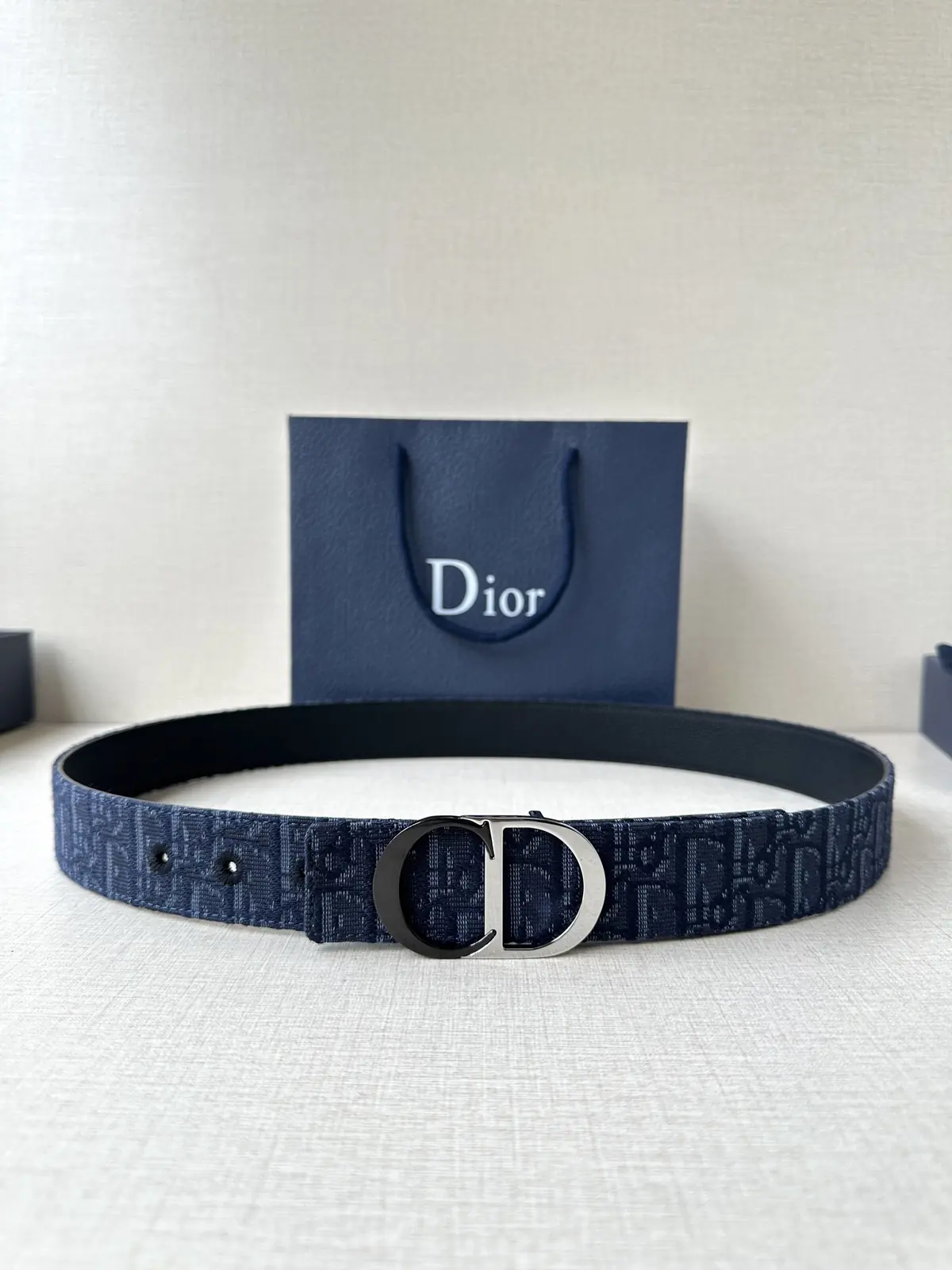 Dior Style Black Leather Men's Belts Lookbook Reference image 1