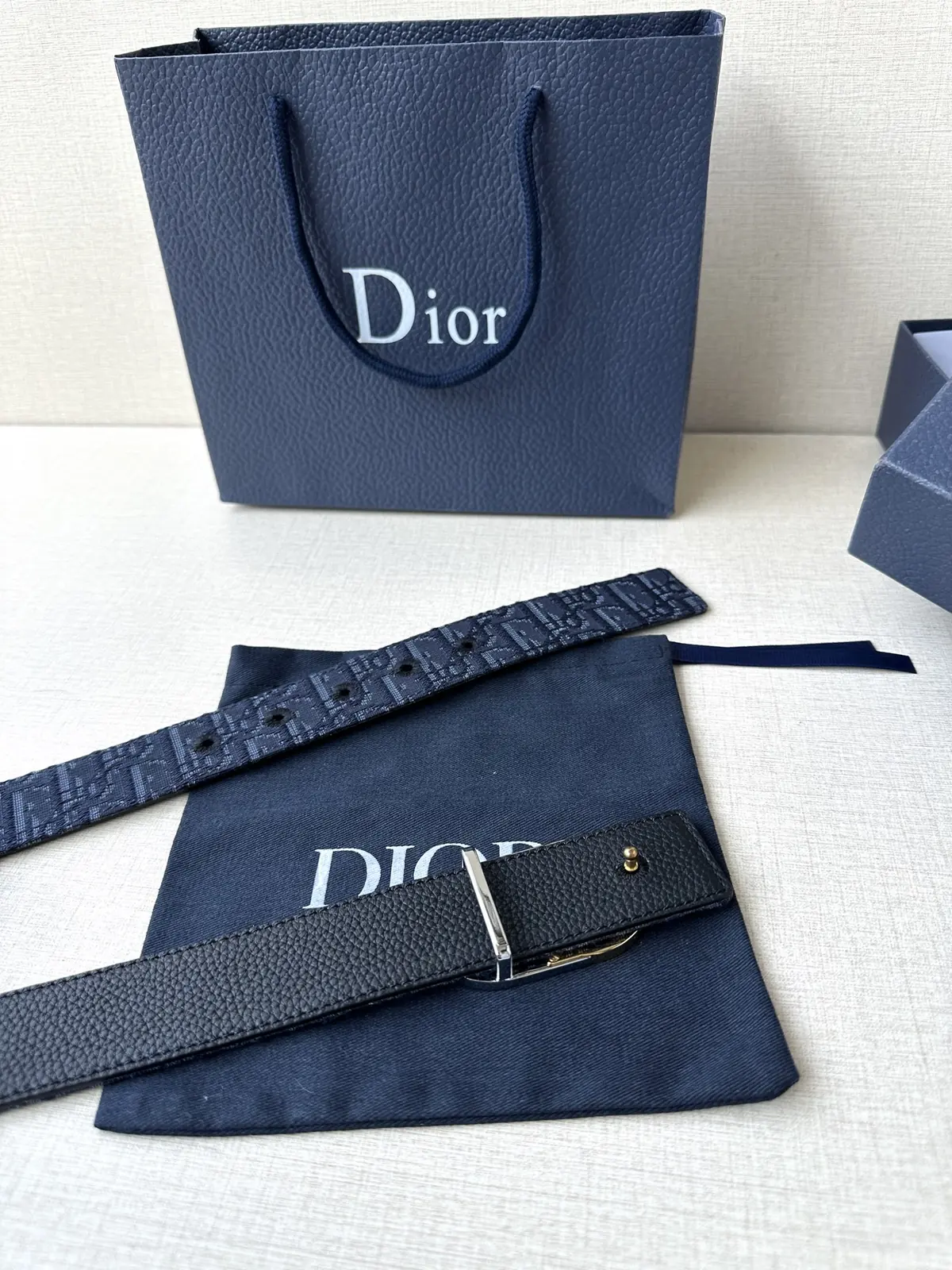 Dior Style Black Leather Men's Belts Lookbook Reference image 5