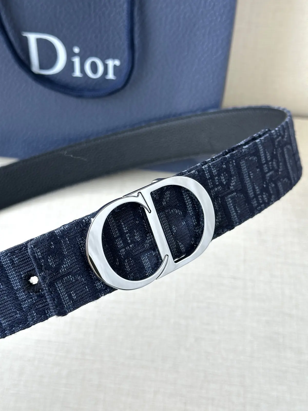 Dior Style Black Leather Men's Belts Lookbook Reference image 2