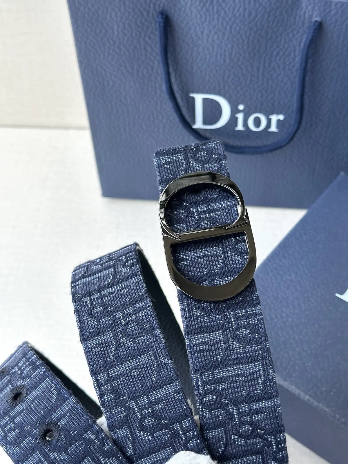 Dior Style Black Leather Men's Belts Lookbook Reference image 4