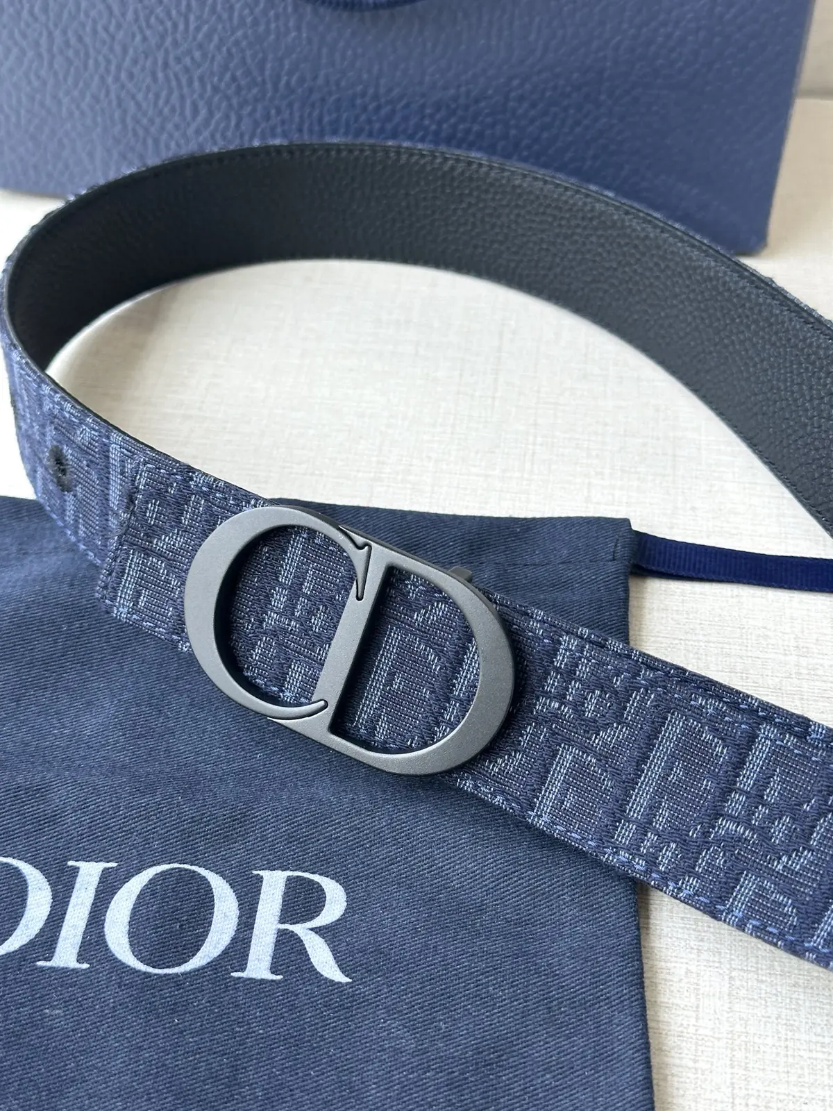 Dior Style Black Leather Men's Belts Lookbook Reference image 2