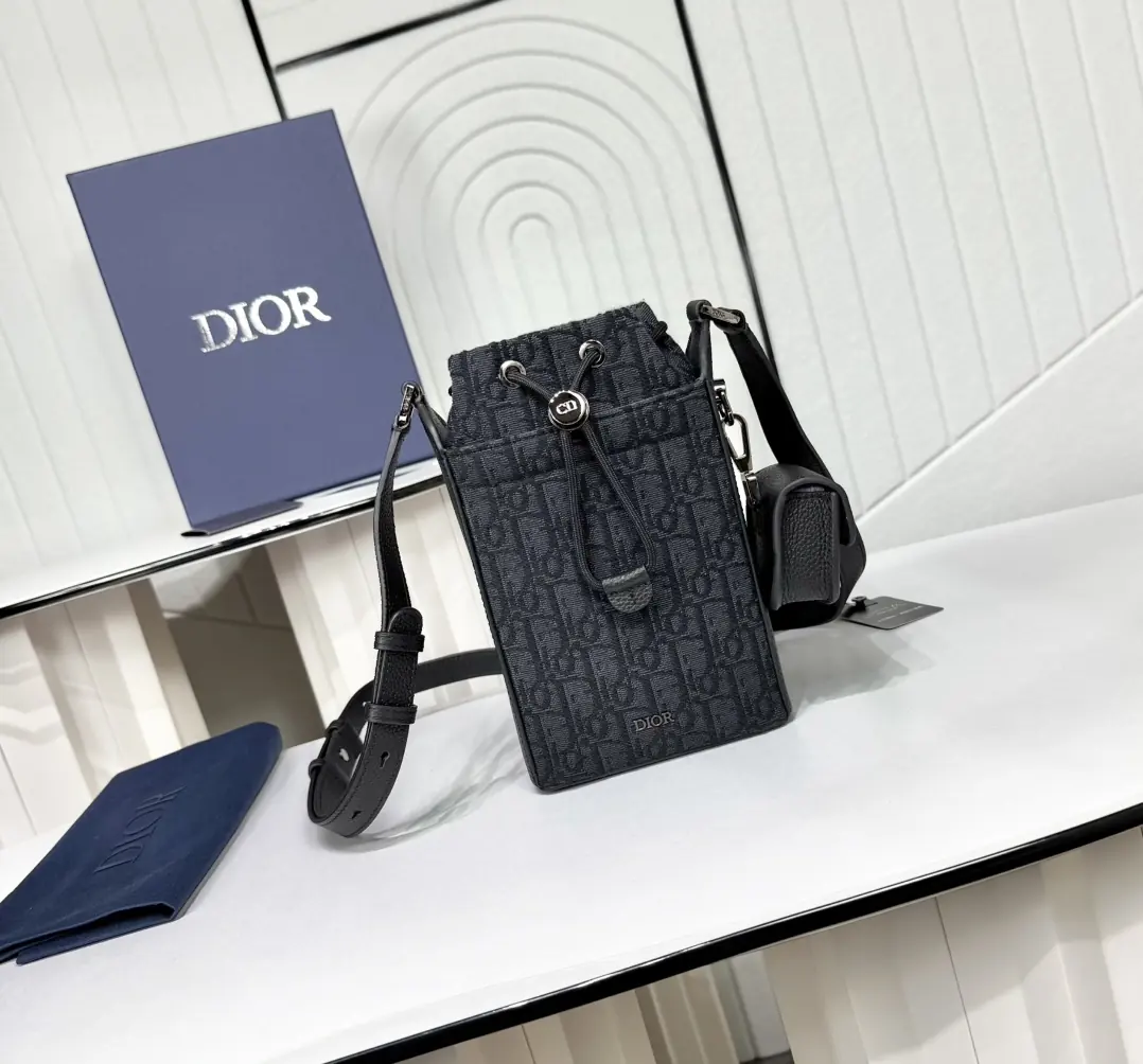 Dior Style Black Leather Top Handle Bag Lookbook Reference image 1