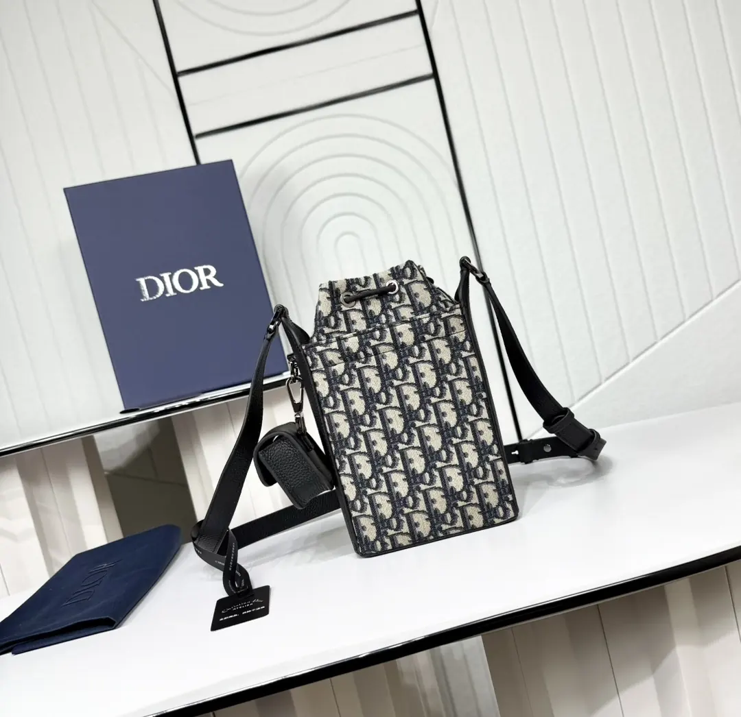 Dior Style Black Leather Top Handle Bag Lookbook Reference image 3