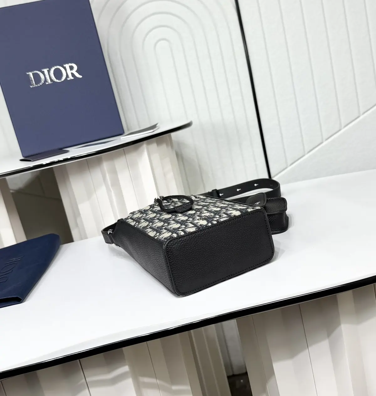 Dior Style Black Leather Top Handle Bag Lookbook Reference image 4