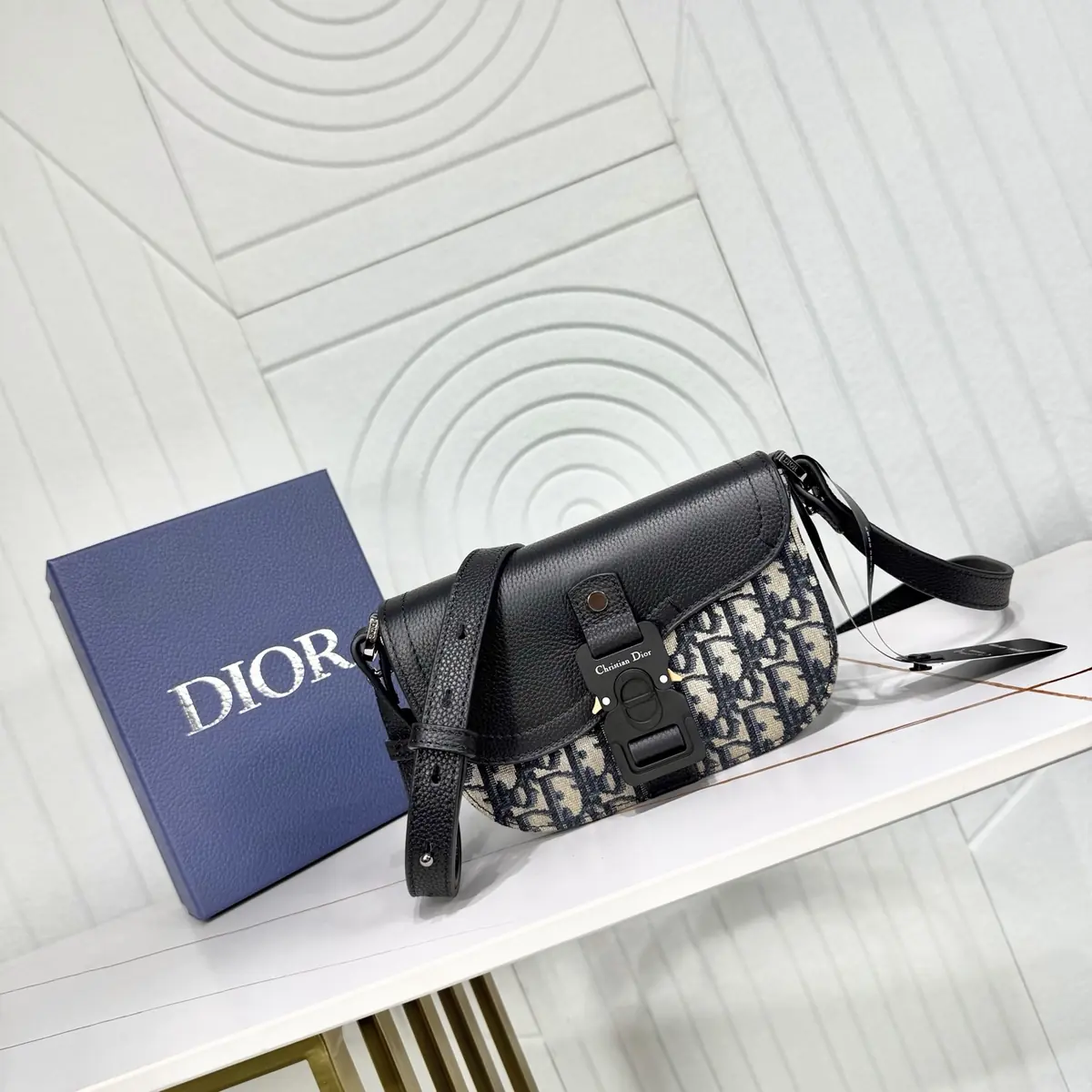 Dior Style Black Leather Top Handle Bag Lookbook Reference image 1